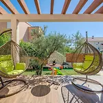 Вилла Relax Tanasia With A Pool Near Split