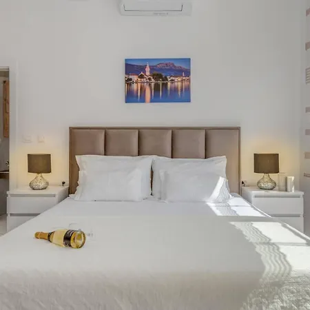 Villa Relax Tanasia With A Pool Near Split