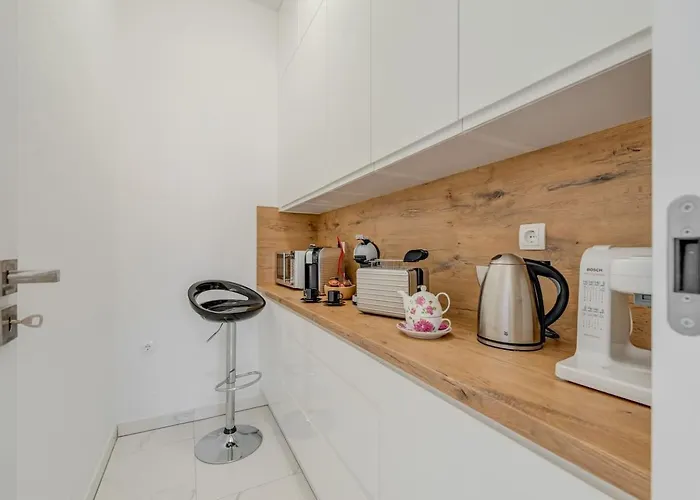 فيلة Relax Tanasia With A Pool Near Split Kaštela