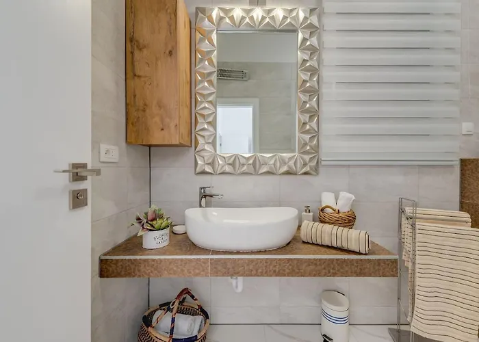 Relax Tanasia With A Pool Near Split فيلة Kaštela