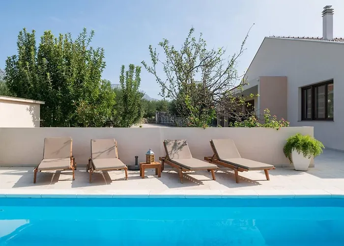 Relax Tanasia With A Pool Near Split *